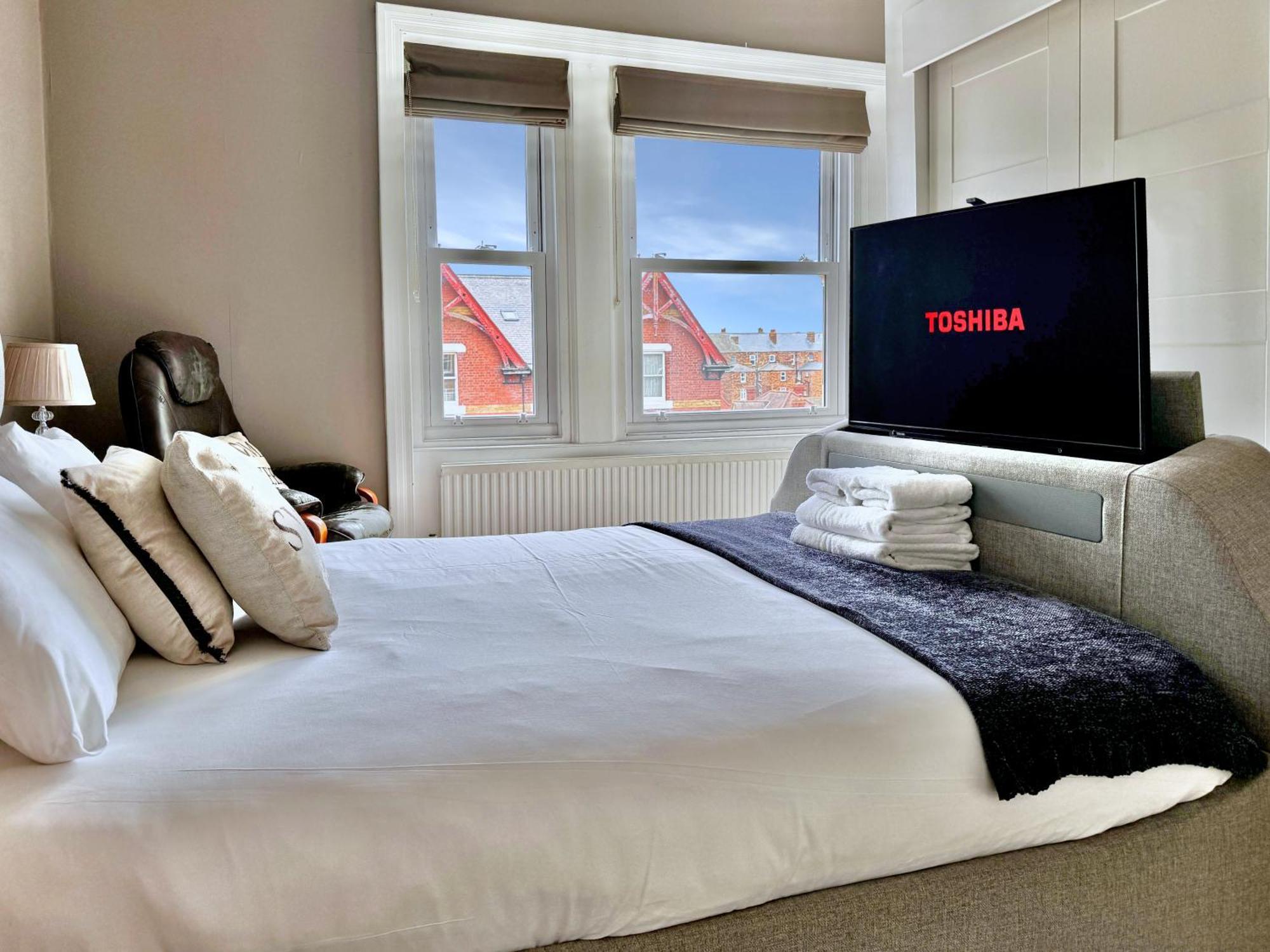 Apartment Victoria With Free Parking Scarborough Dış mekan fotoğraf